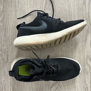 Nike Roshe Two Run Running sneakers
